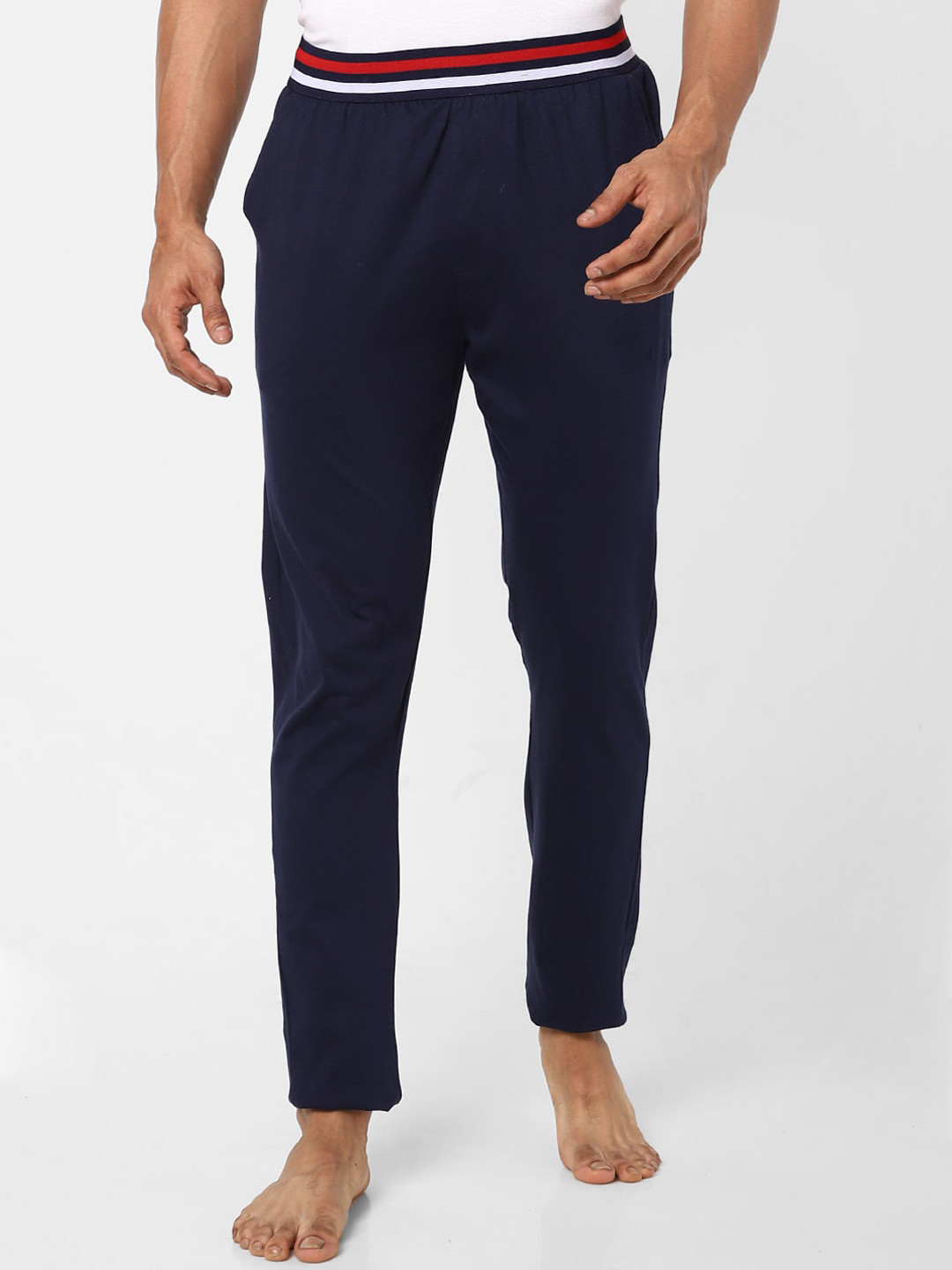 

Ajile by Pantaloons Men Navy Blue Solid Pure Cotton Trackpant