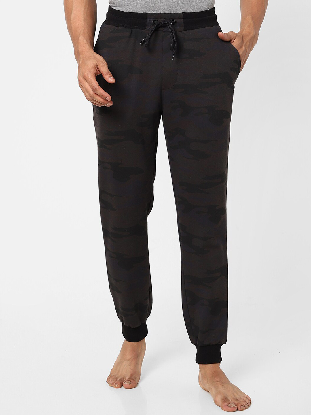 

Ajile by Pantaloons Men Olive Green Printed Cotton Regular Joggers