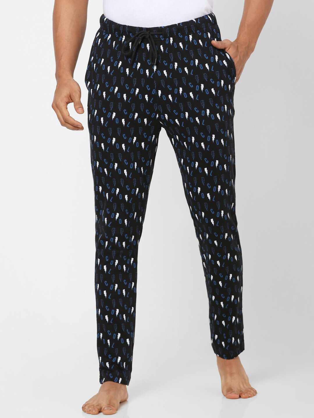

Ajile by Pantaloons Men Black & White Printed Lounge Pants