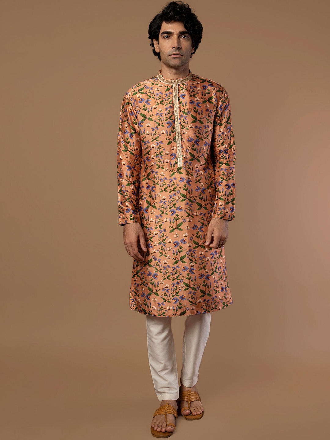 

Masaba Men Brown & Blue Floral Printed Raw Silk Raw Silk Kurta