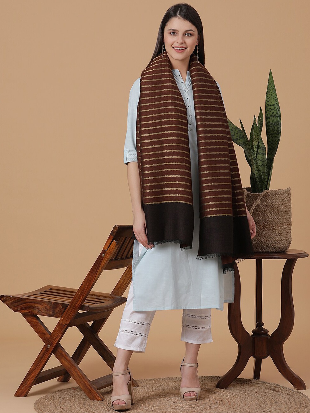 

SHINGORA Women Brown & Gold-Coloured Woven-Design Shawl