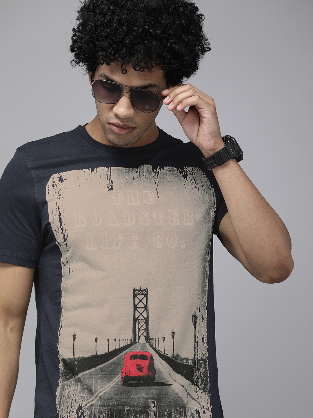 

Roadster Men Navy Blue & Beige Printed Cotton T-shirt