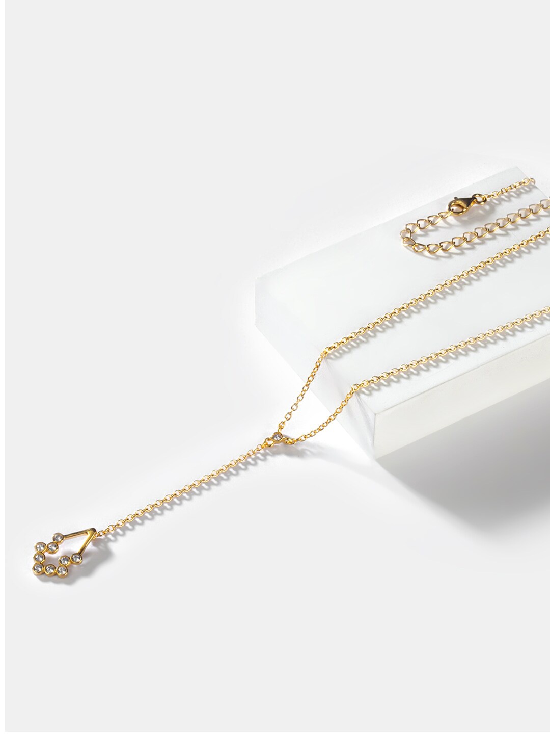 

SHAYA Gold-Plated Sterling Silver Twinkling Stars Minimal Necklace