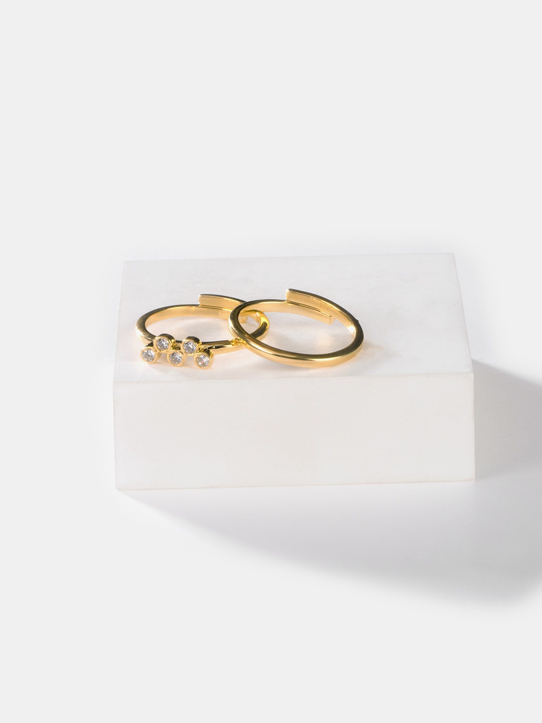 

SHAYA Set Of 2 925 Gold-Plated White CZ-Studded Adjustable Finger Ring