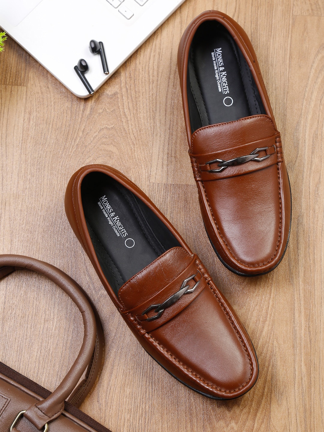 

MONKS & KNIGHTS Men Tan Textured Leather Loafers