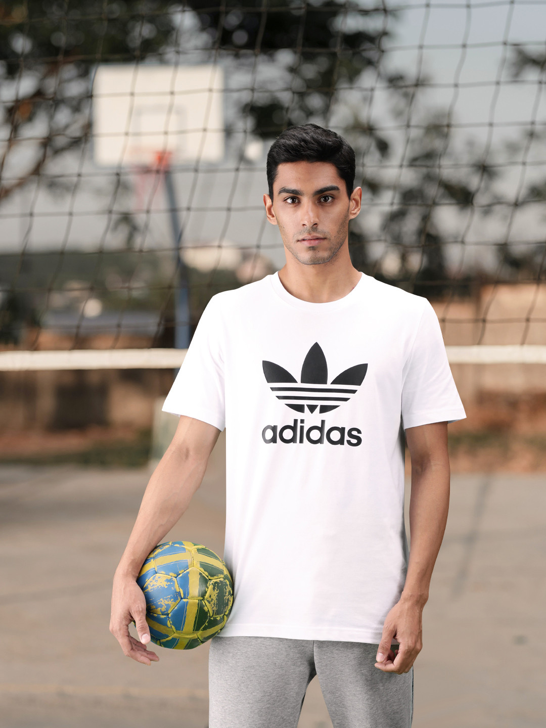

ADIDAS Originals Men White Adicolor Classics Trefoil Logo Printed Pure Cotton T-shirt