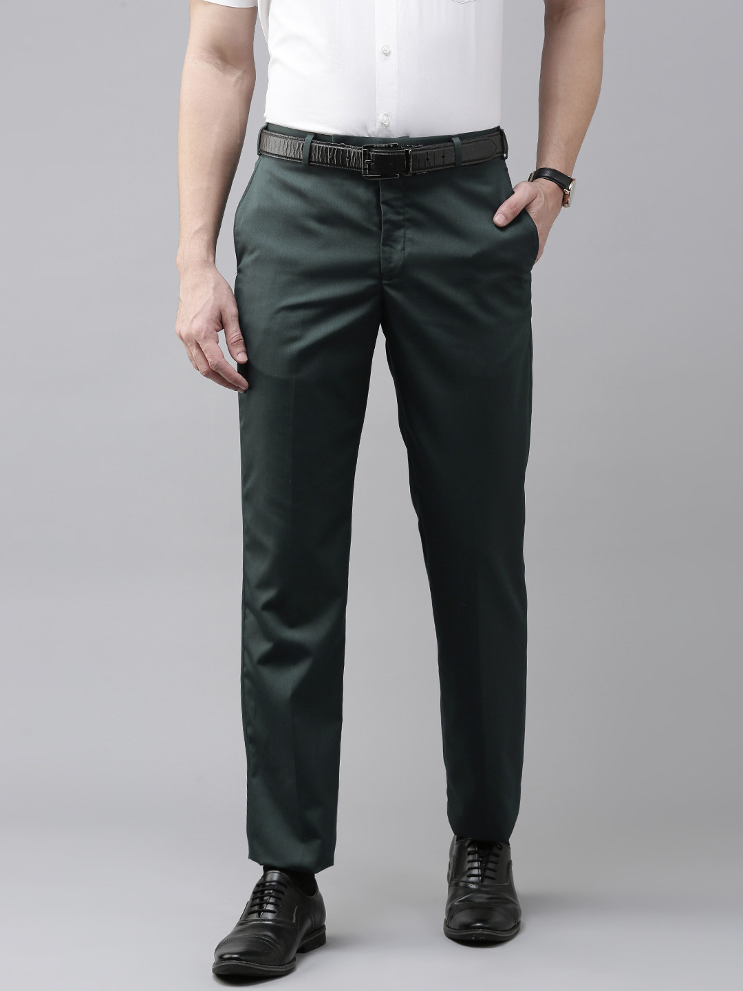 

Park Avenue Men Dark Green Solid Regular Fit Formal Trousers