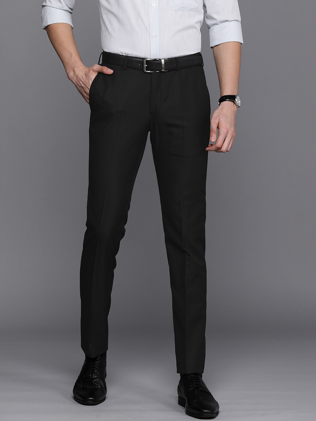 

Raymond Men Black Solid Slim Fit Formal Trousers