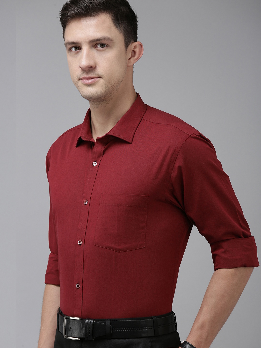 

Park Avenue Men Maroon Solid Slim Fit Pure Cotton Formal Shirt
