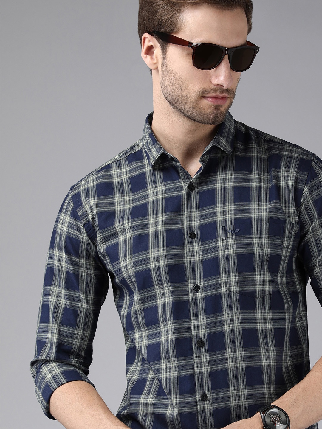 

Park Avenue Men Blue & Grey Slim Fit Checked Pure Cotton Casual Shirt