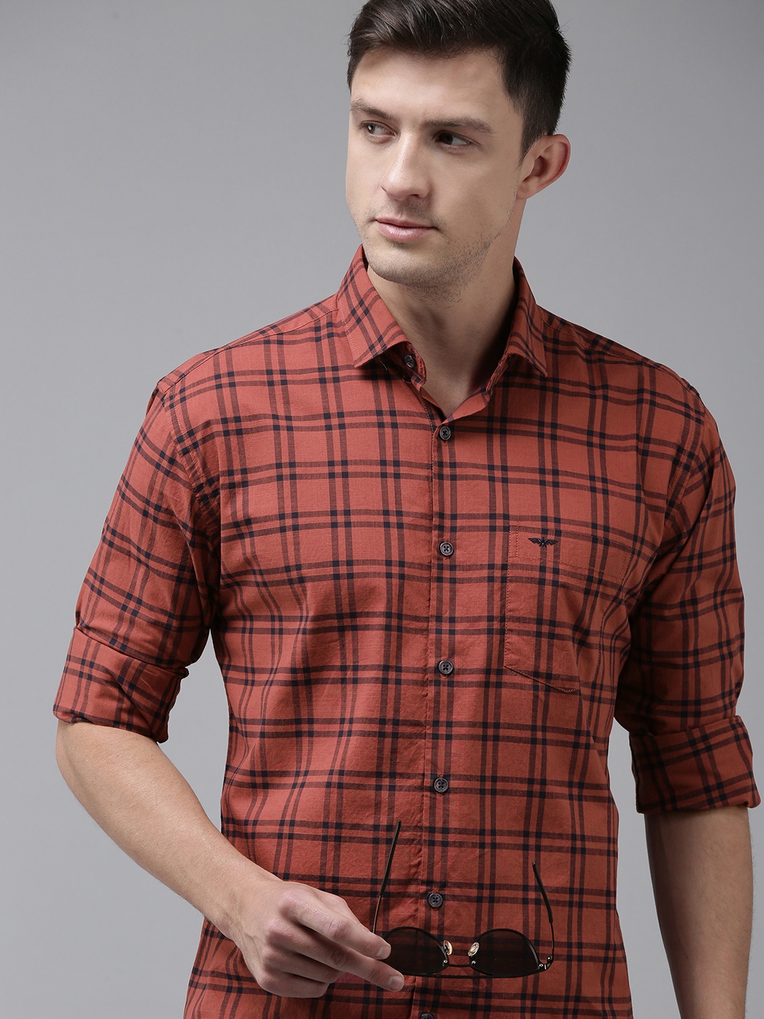 

Park Avenue Men Red & Black Checked Pure Cotton Slim Fit Casual Shirt