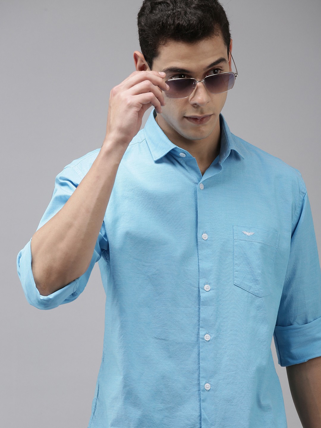 

Park Avenue Men Aqua Blue Solid Slim Fit Formal Shirt