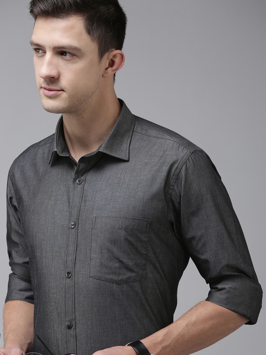 

Park Avenue Men Charcoal Grey Slim Fit Solid Pure Cotton Formal Shirt