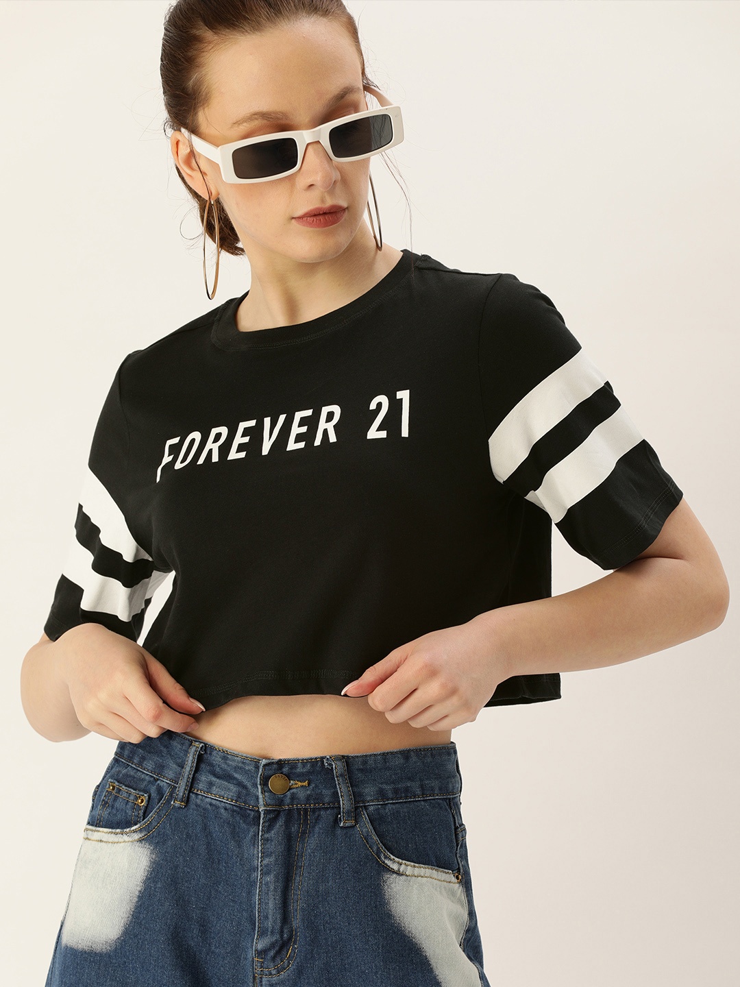 

FOREVER 21 Women Black Brand Logo Printed T-shirt