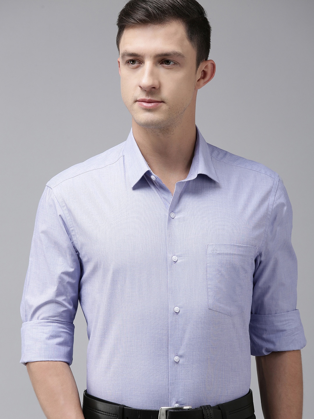 

Arrow Men Blue Solid Slim Fit Formal Shirt