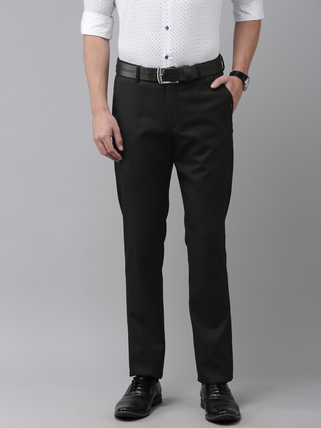 

Arrow Men Black Textured Self Design Tailored Fit Mid-Rise Plain Formal Woven Trousers