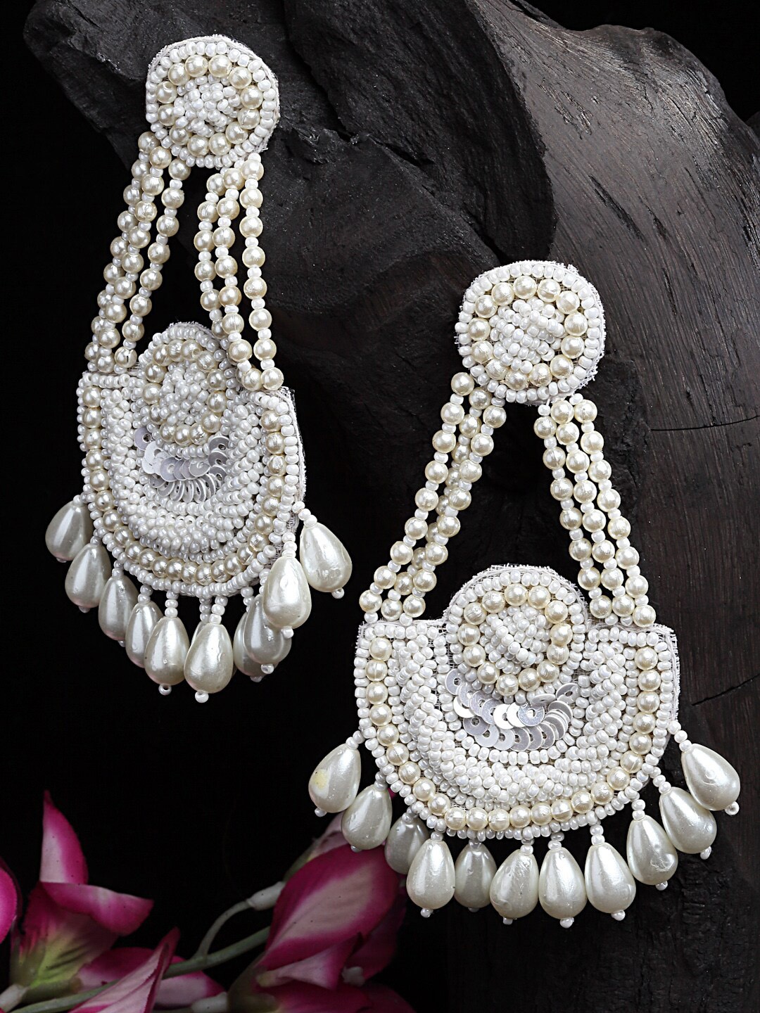 

Moedbuille Off White Pearls Contemporary Drop Earrings