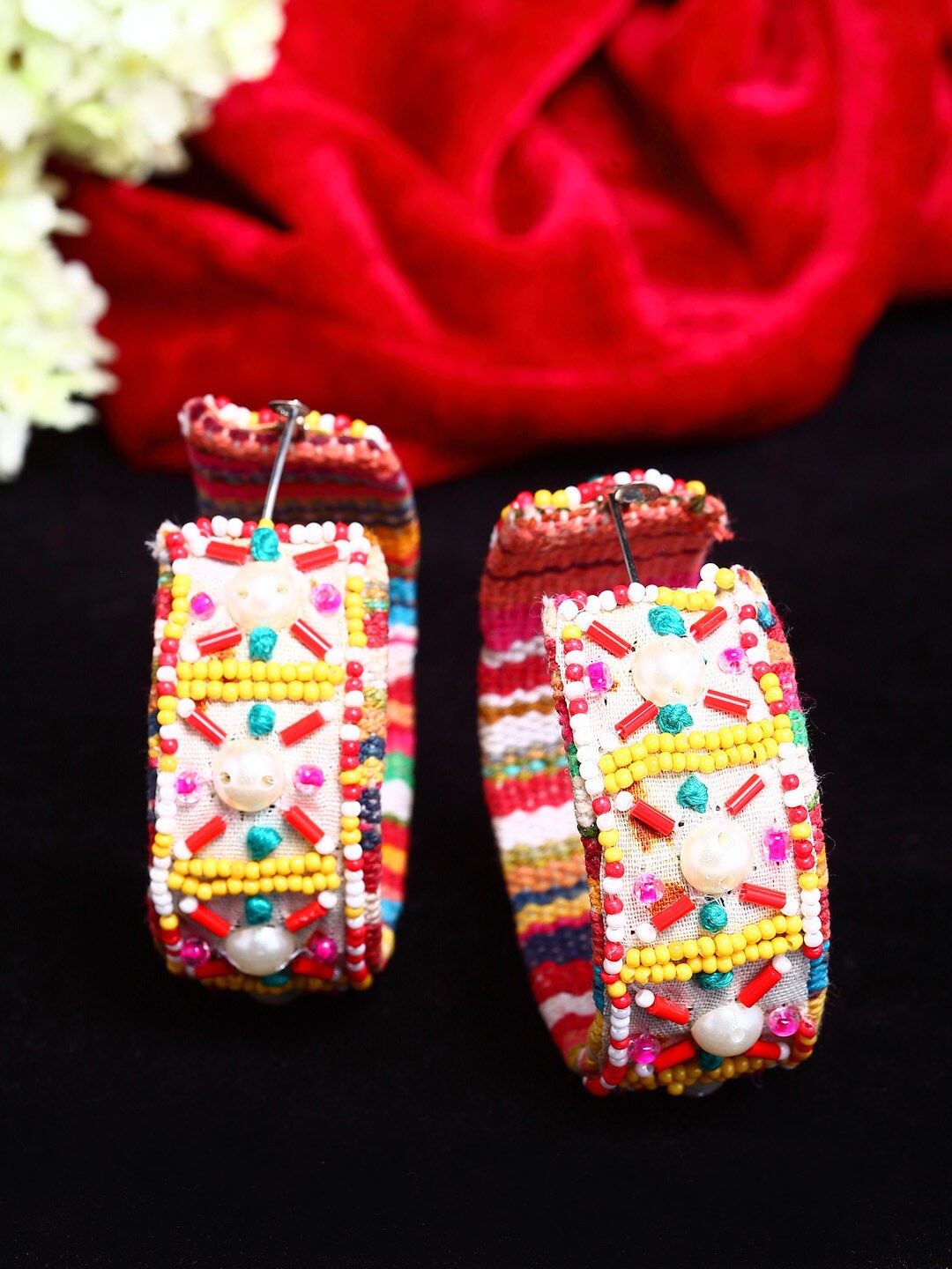 

Moedbuille White & Pink Contemporary Afghan Design Silver Plated Hoop Earrings