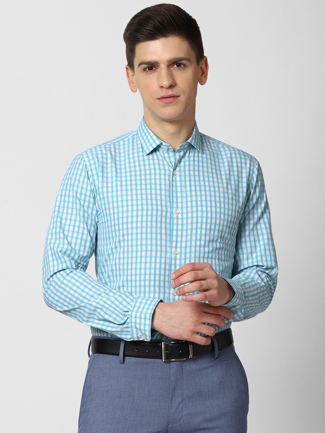 

Peter England Men Blue Slim Fit Gingham Checked Formal Shirt