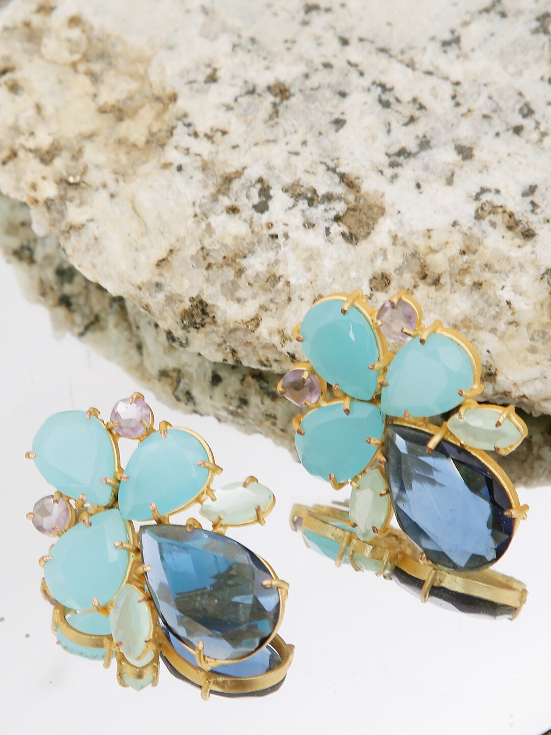 

XAGO Blue Contemporary Studs Earrings