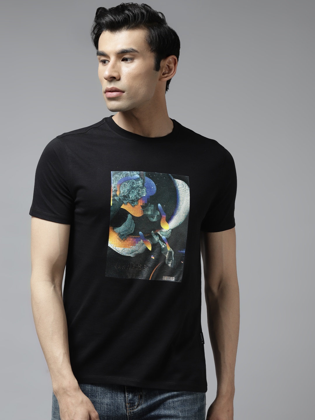 

V Dot Men Black Graphic Printed Pure Cotton T-shirt