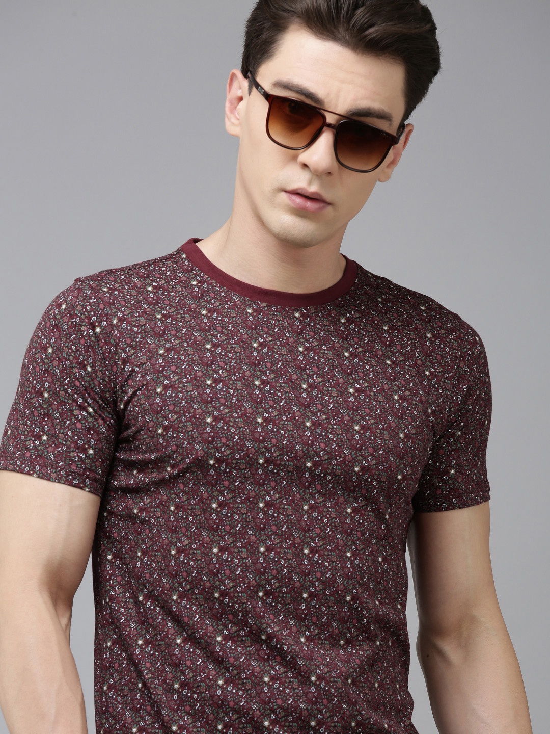 

V Dot Men Pure Cotton Micro Ditsy Floral Printed T-shirt, Maroon