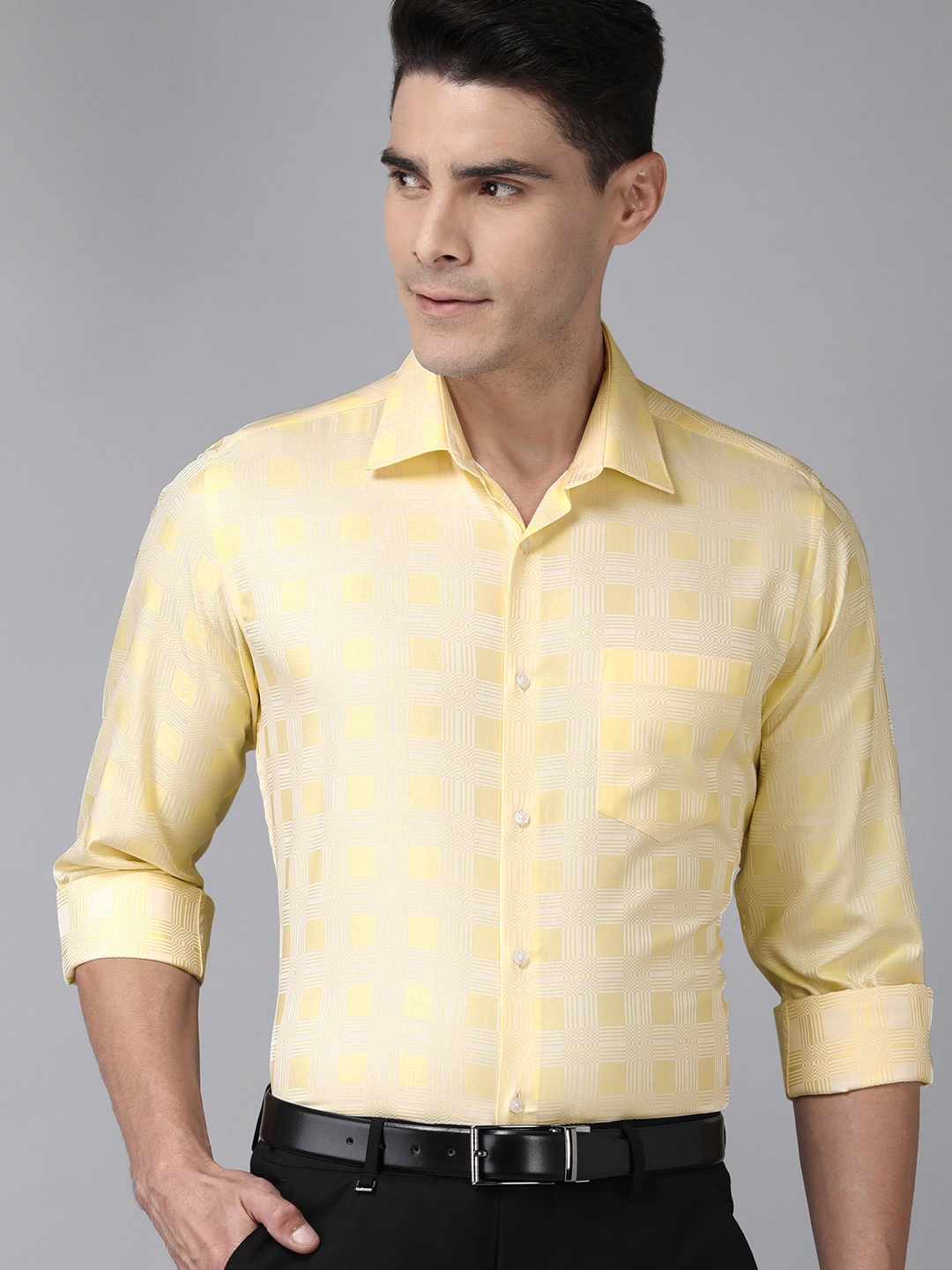 

Van Heusen Men Cream-Coloured Self-Design Custom Fit Pure Cotton Formal Shirt
