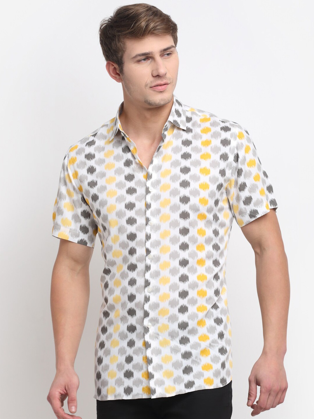 

Ennoble Men White & Grey Relaxed Tailored Fit Printed Cotton Casual Shirt