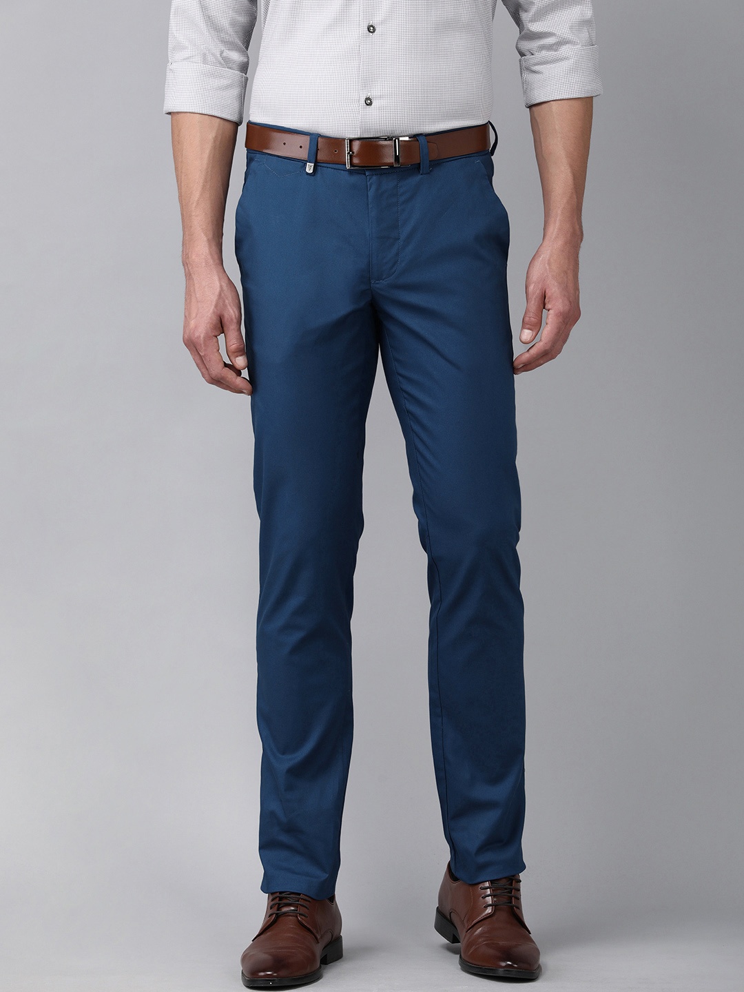 

Van Heusen Men Blue Solid Slim Fit Formal Trousers