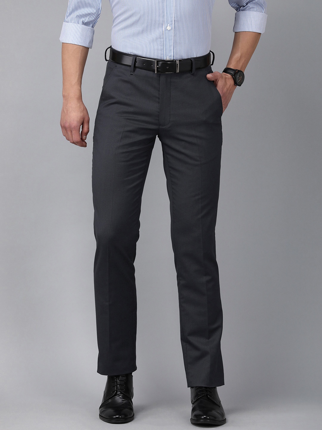 

Van Heusen Men Grey Solid Slim Fit Formal Trousers