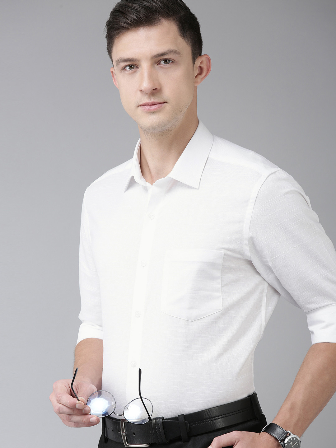 

Arrow Men White Solid Classic Formal Shirt