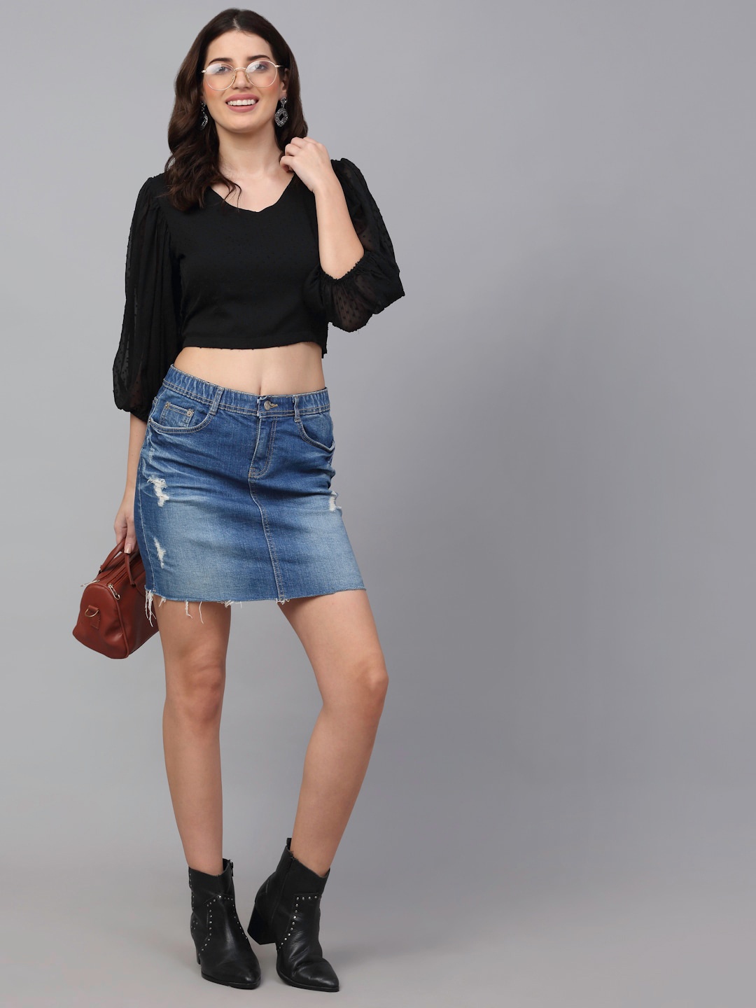 

NEUDIS Black Blouson Crop Top