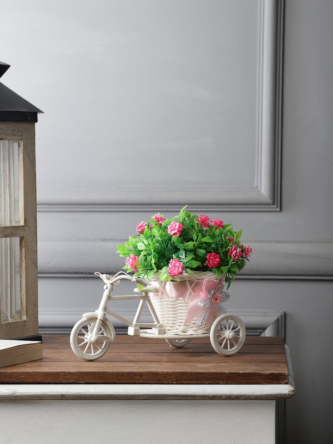 

FOLIYAJ Green & Pink Rickshaw Plant Leaves and Roses