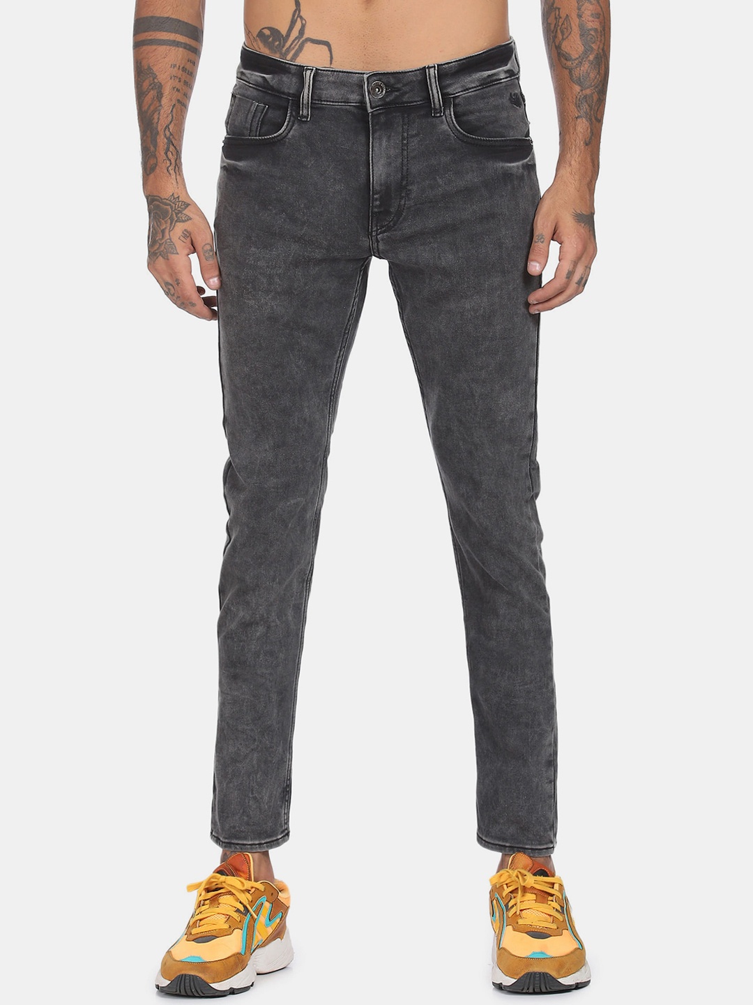

Flying Machine Men Black Micheal Slim Fit Light Fade Acid Wash Stretchable Jeans