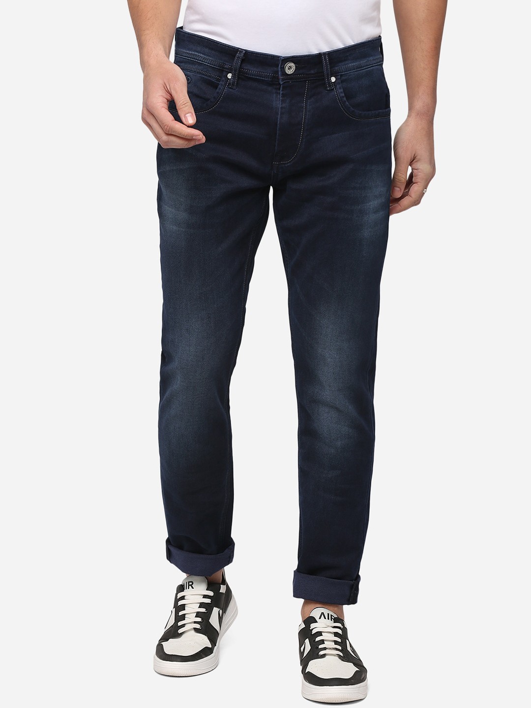 

JADE BLUE Men Blue Slim Fit Light Fade Stretchable Jeans