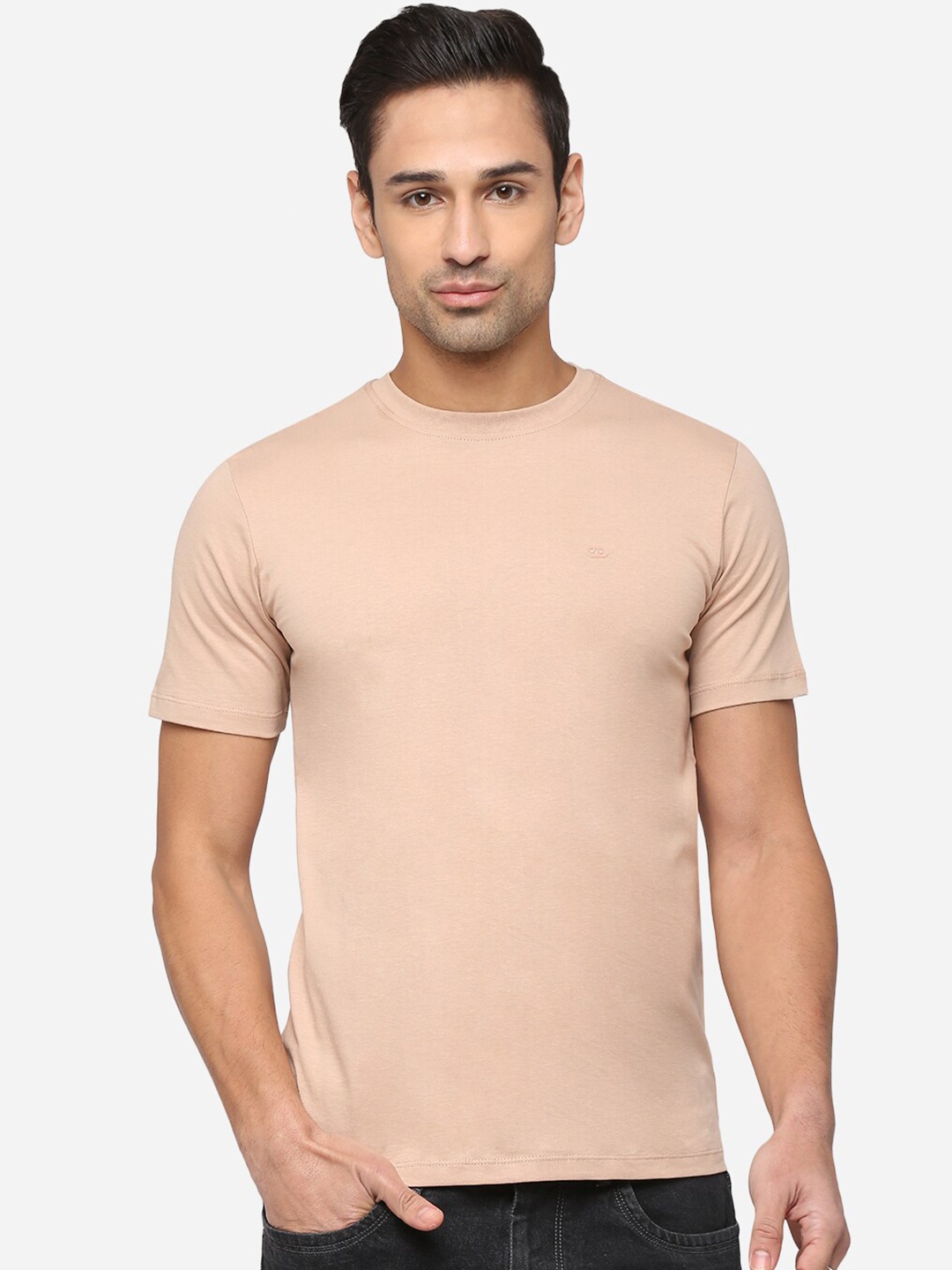 

JADE BLUE Men Pink Solid Raw Edge Slim Fit T-shirt