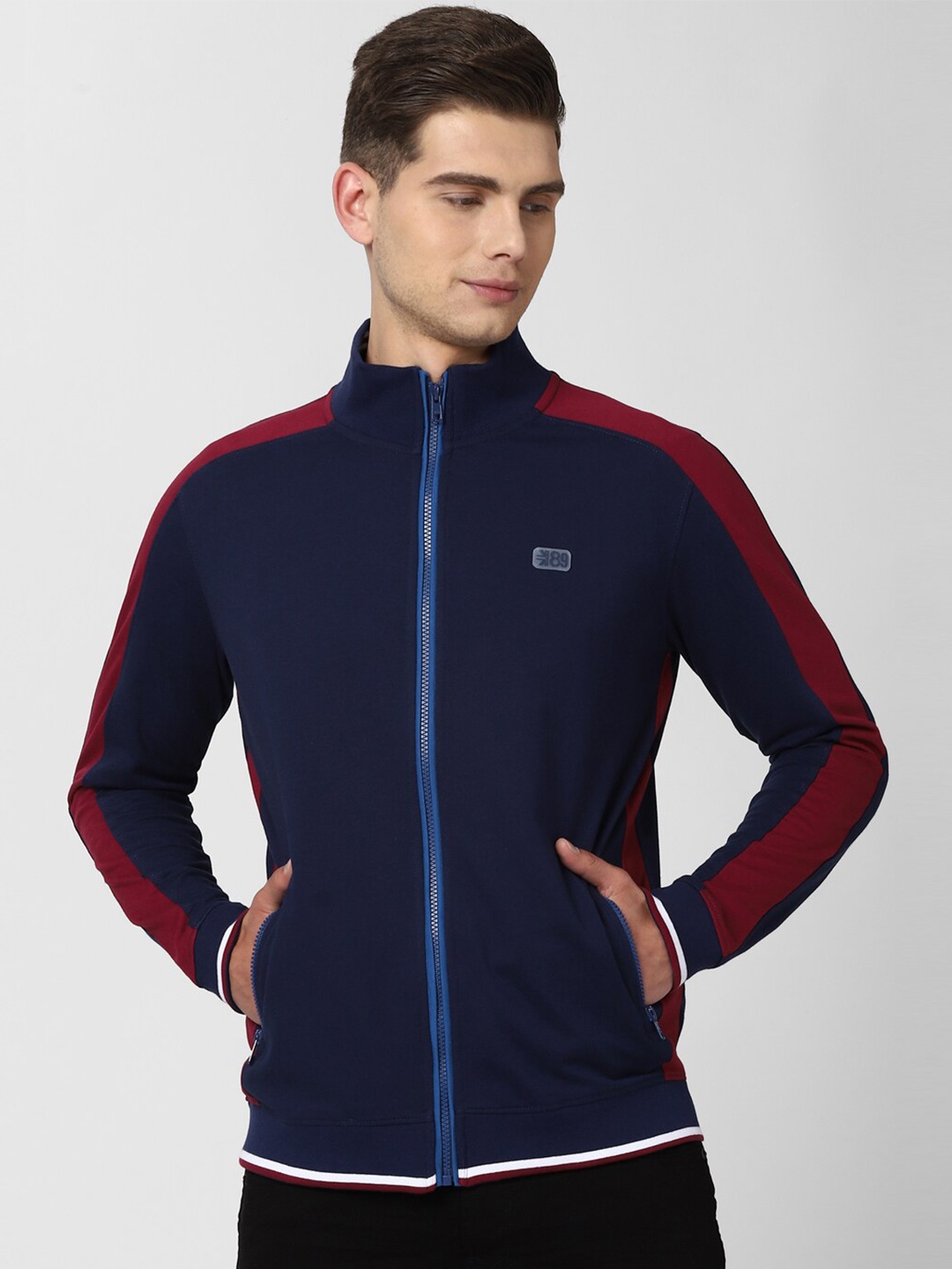 

Peter England Casuals Men Navy Blue Solid Sweatshirt