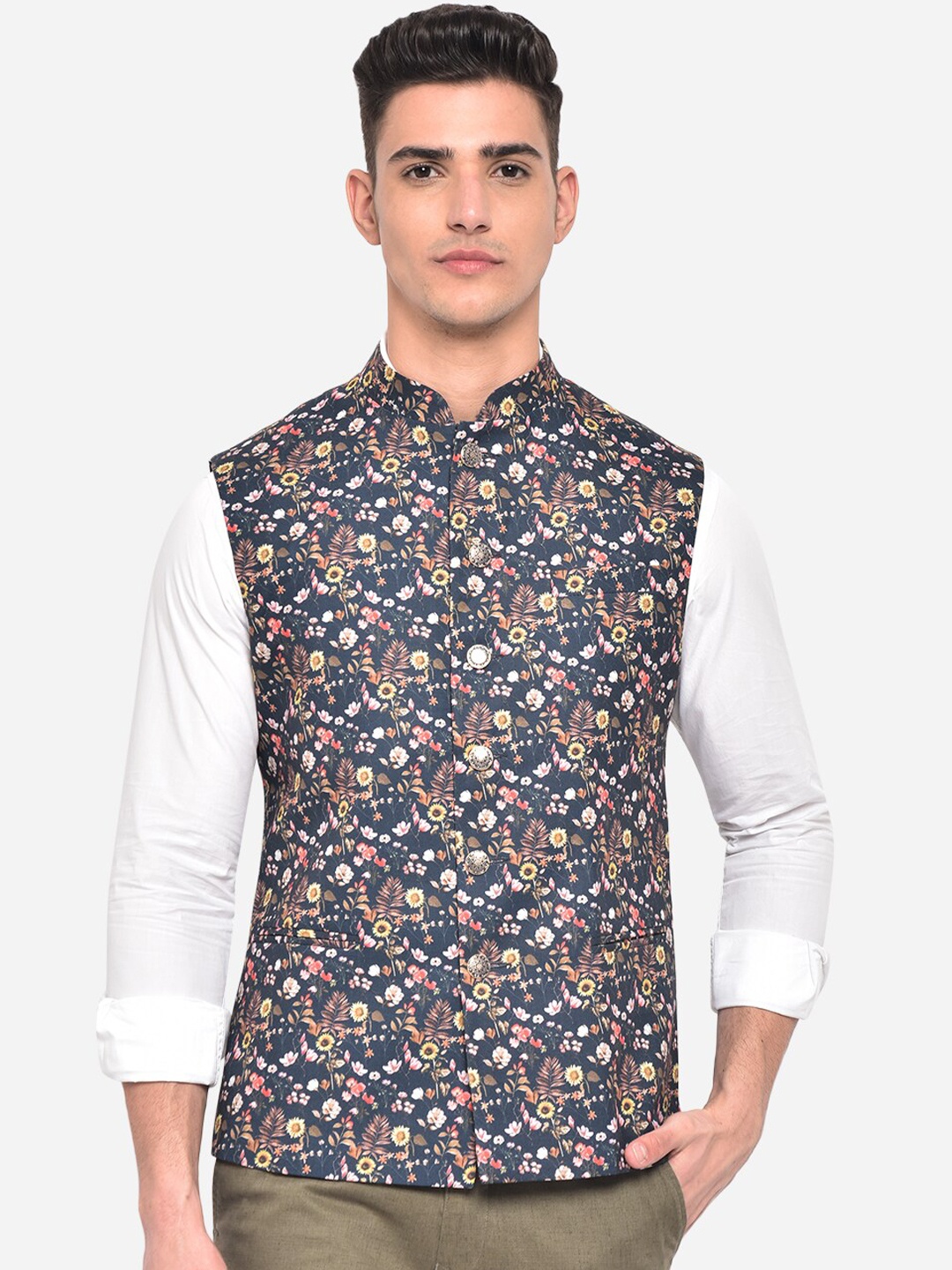 

Greenfibre Men Black & Peach-Coloured Floral Print Regular Fit Nehru Jacket