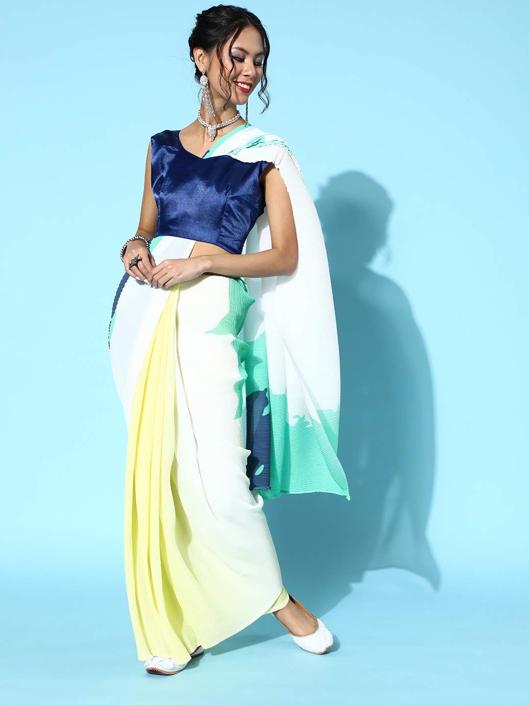 

Saree mall Colourblocked Saree, White