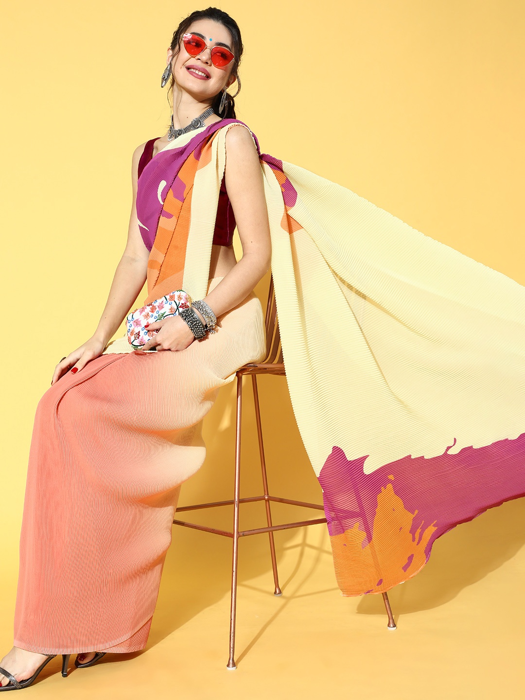 

Saree mall Peach-Coloured & Yellow Abstract Print Sarees