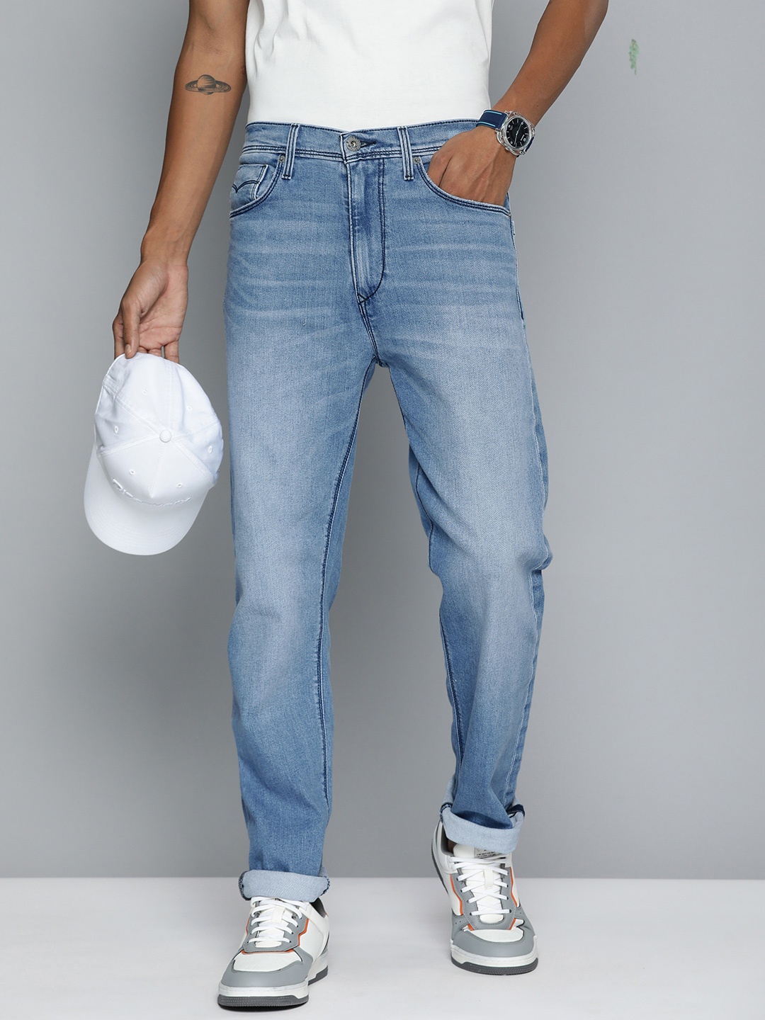 

Levis Men Slim Fit High-Rise Light Fade Stretchable Jeans, Blue