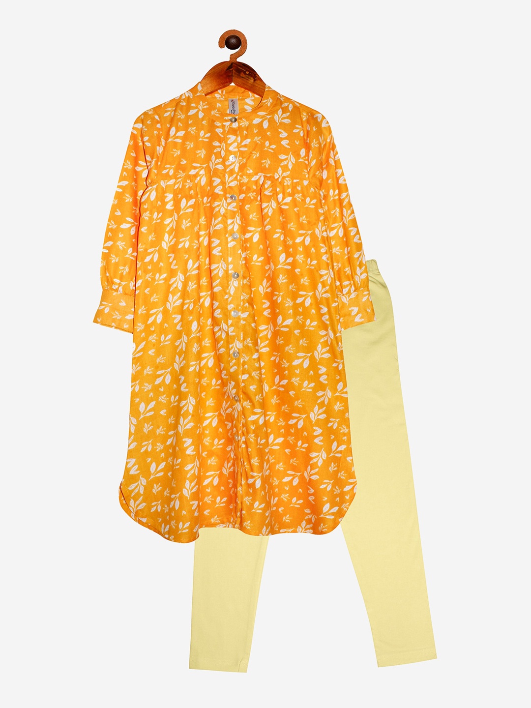 

KiddoPanti Girls Orange Printed Angrakha Kurta with Pyjamas