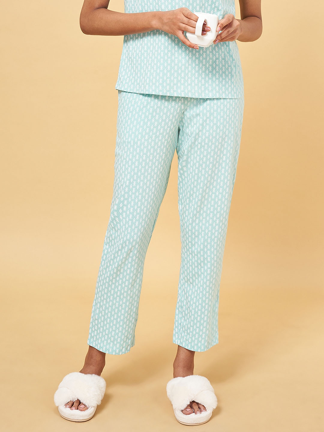 

Dreamz by Pantaloons Women Blue Cotton Printed Lounge Pants
