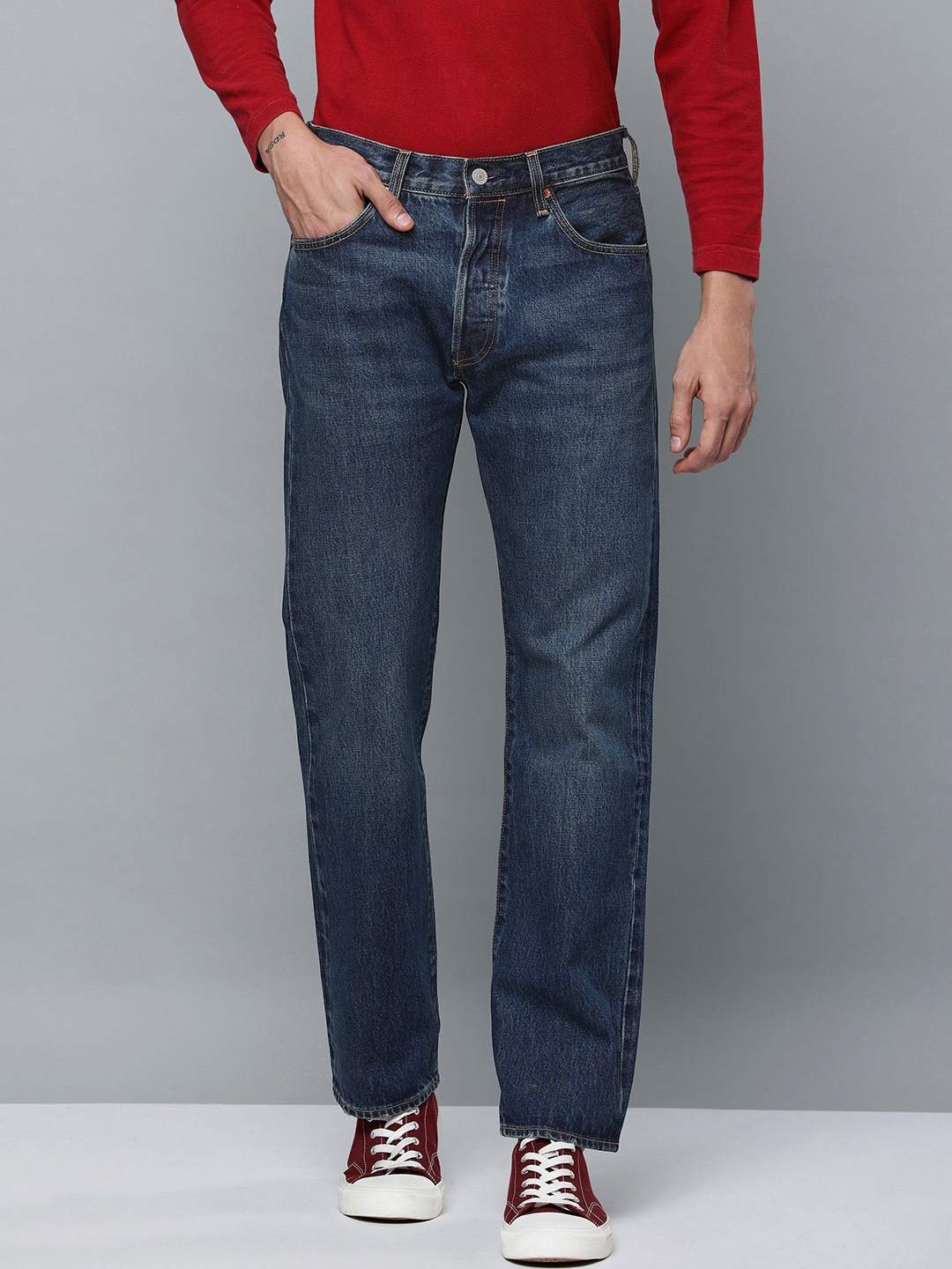 

Levis 501 Men Blue Original Straight Fit Mid-Rise Clean Look Light Fade Pure Cotton Jeans
