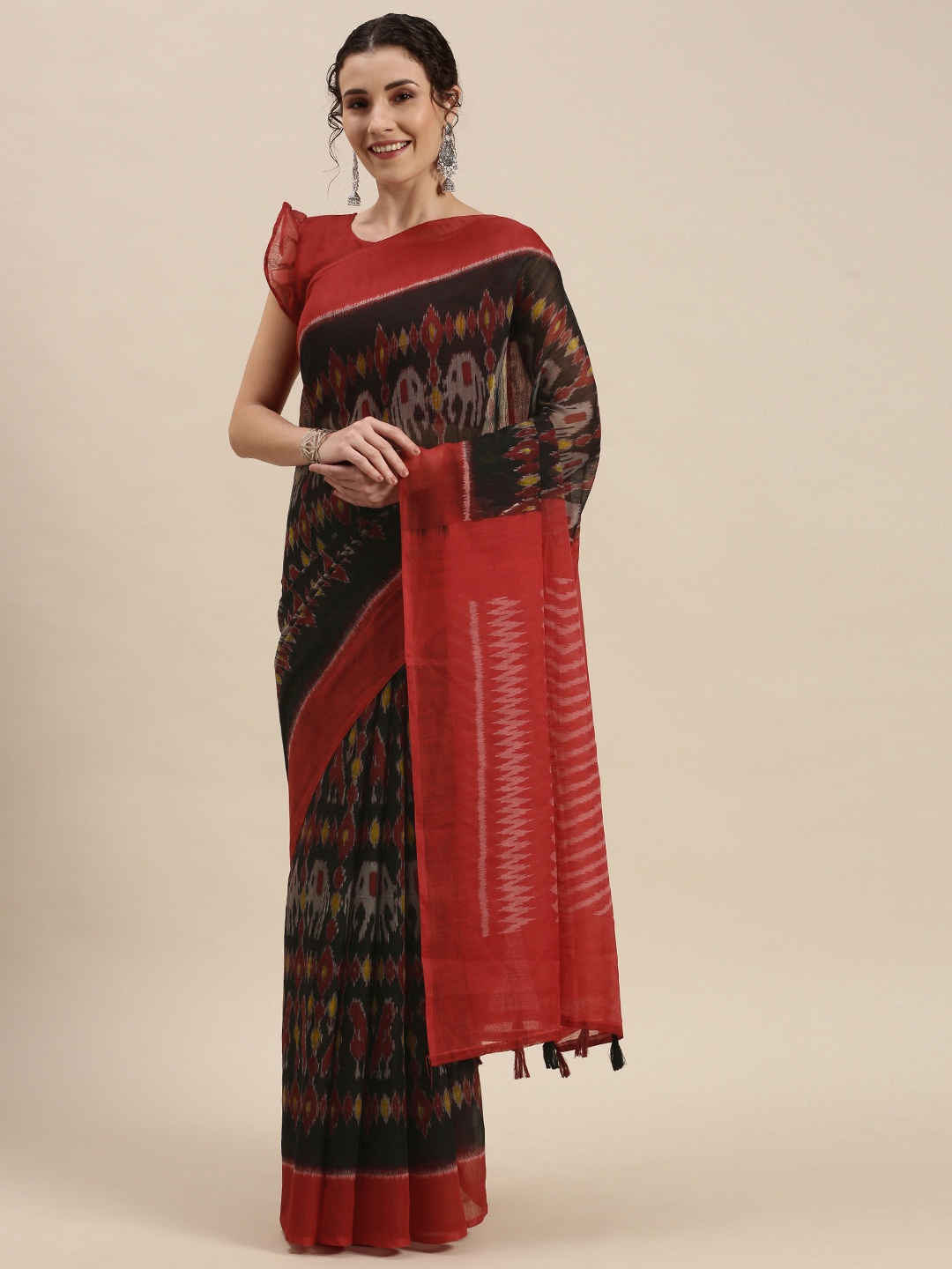 

KALINI Black & Red Ethnic Motifs Print Saree