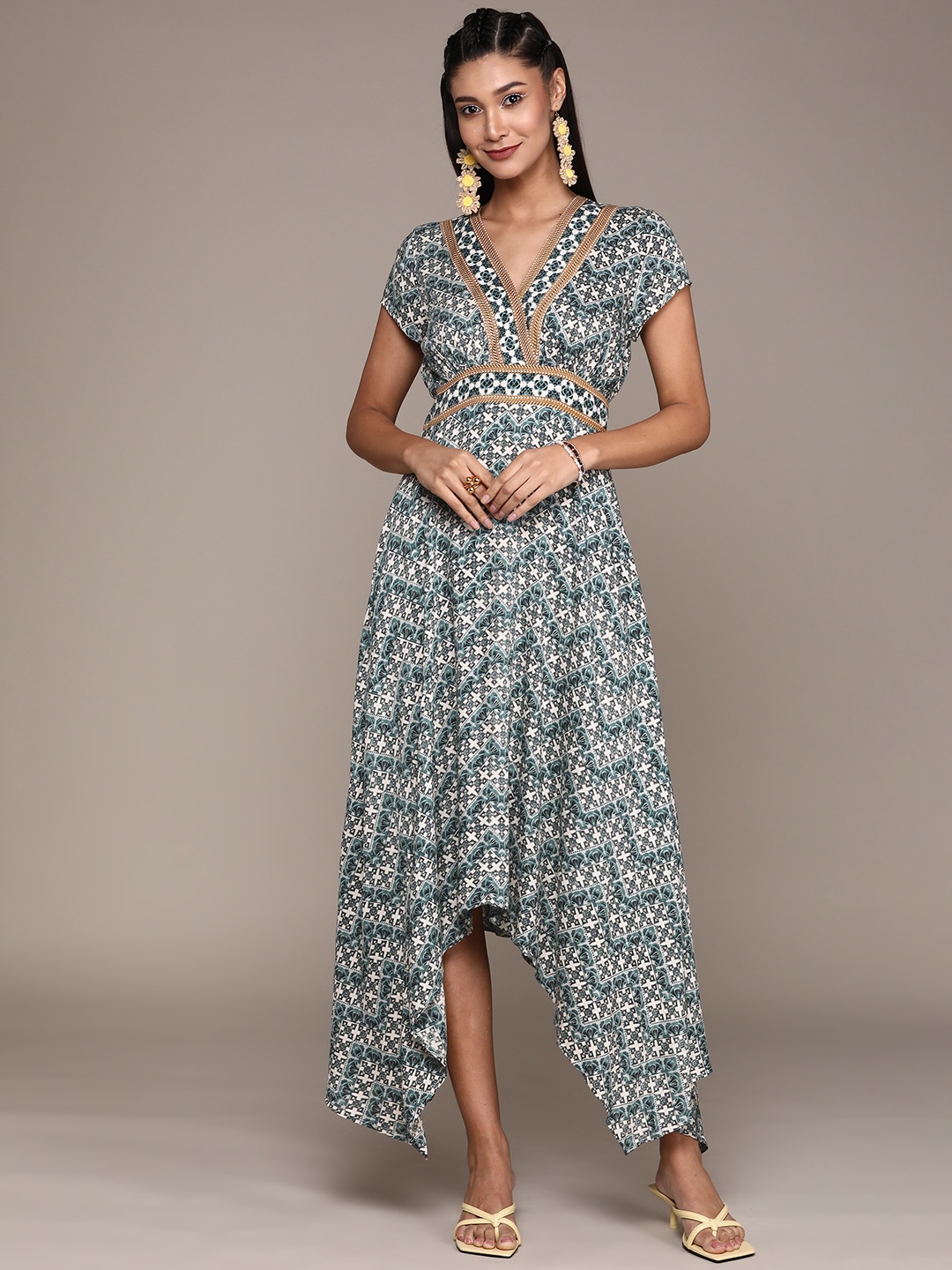 

aarke Ritu Kumar White Ethnic Print Cut-Out & Waist Tie-Up Maxi Asymmetric Empire Dress