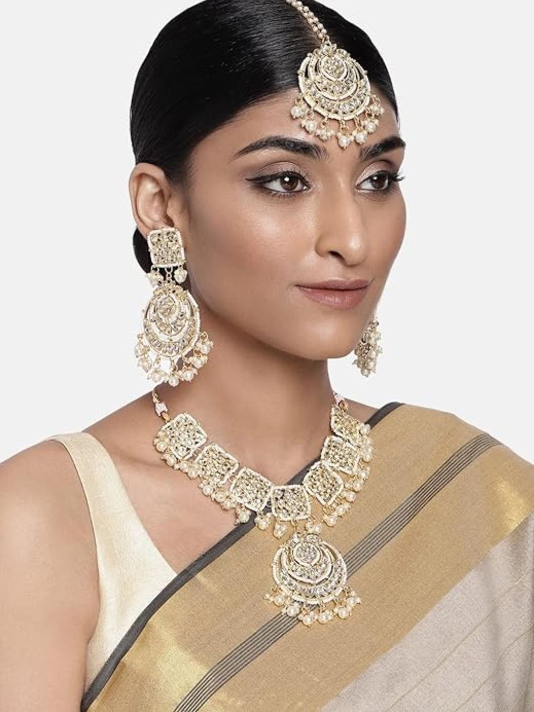 

I Jewels White Gold-Plated Kundan Pearl Studded & Beaded Handcrafted Jewellery Set