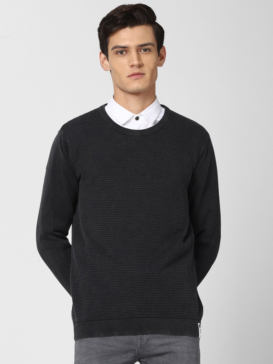 

Peter England Casuals Men Black Pullover with Fuzzy Detail