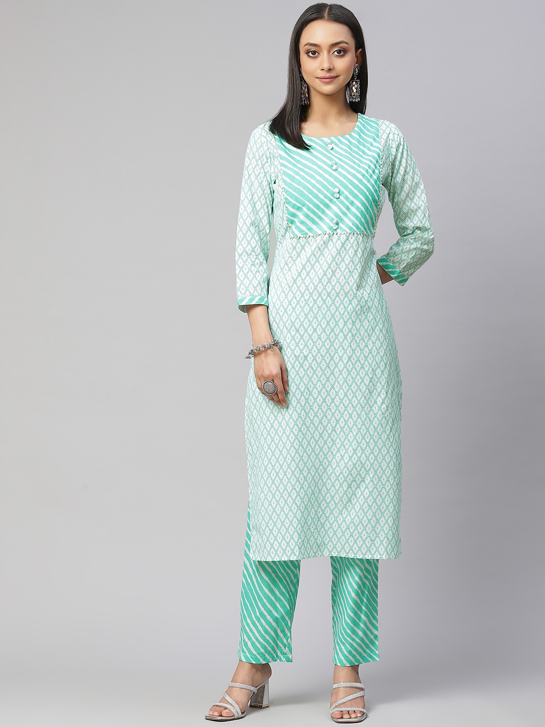 

Fusion Threads Women Green Leheriya Printed Pure Cotton Kurta with Trousers