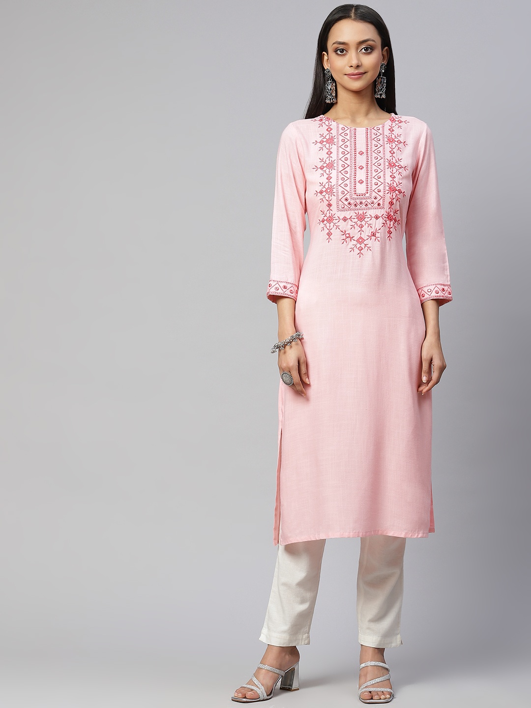 

Fusion Threads Women Pink Ethnic Motifs Yoke Design Thread Work Kurta
